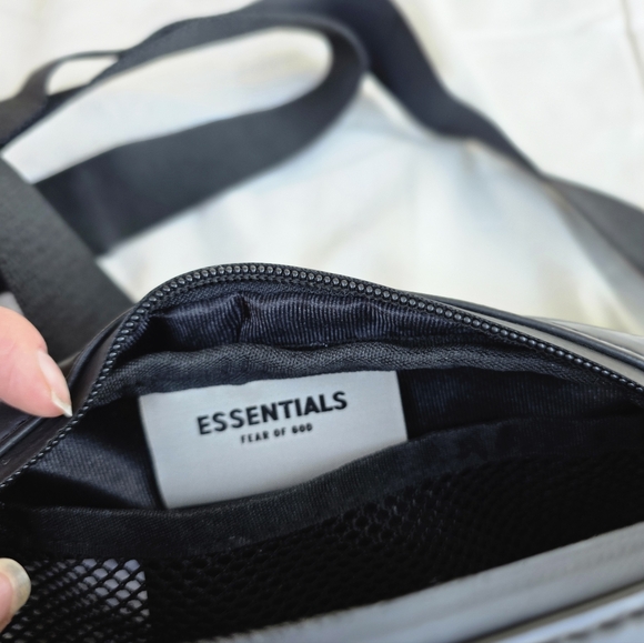 Essentials Black Men's Bag - Picture 2 of 5